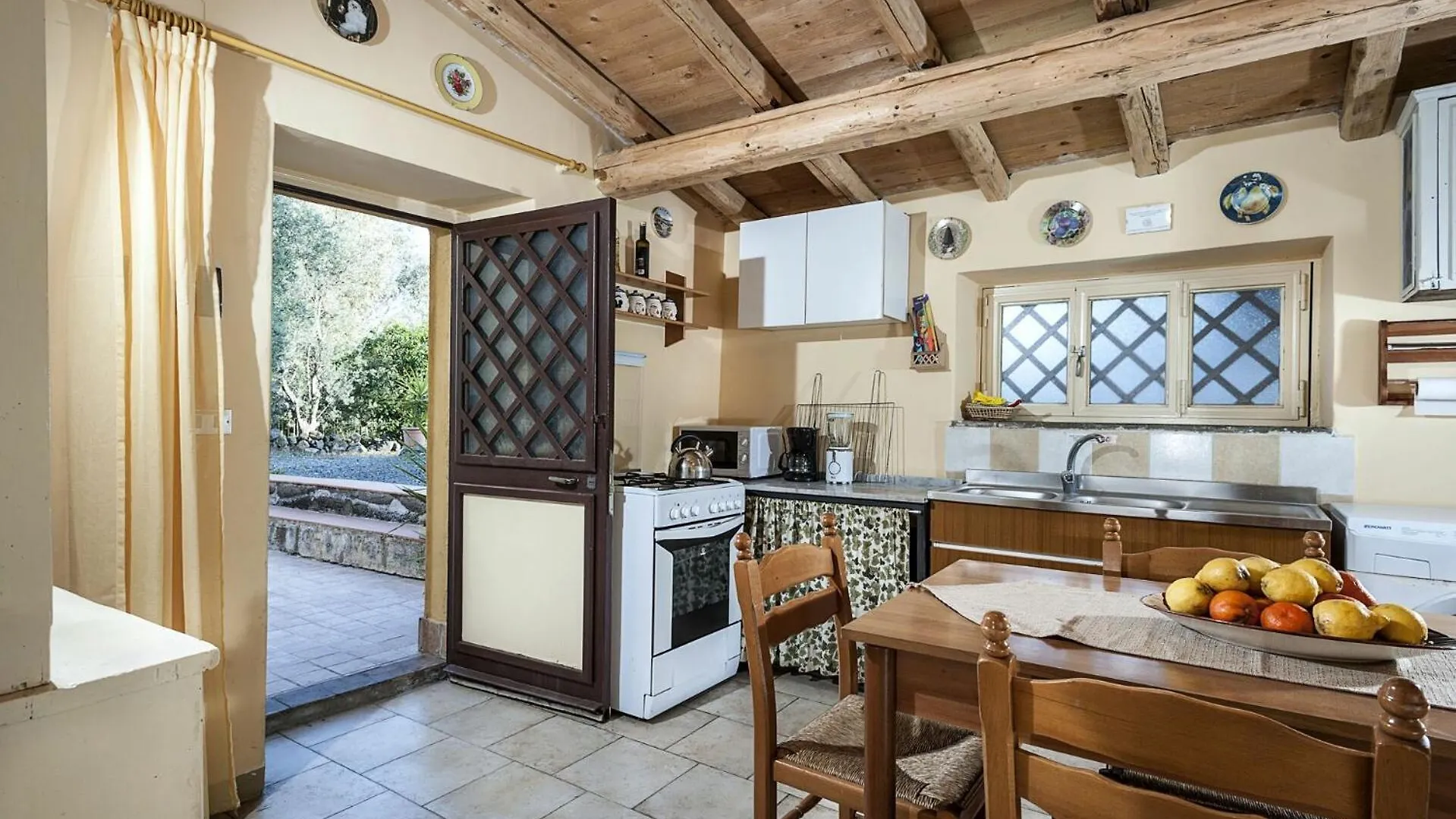 Villa Casa Praiola Tangerine'S House By The Sea Pozzillo 0*,  Italia